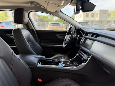 Jaguar XF Gebrauchtwagen