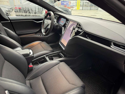Tesla Model S Gebrauchtwagen