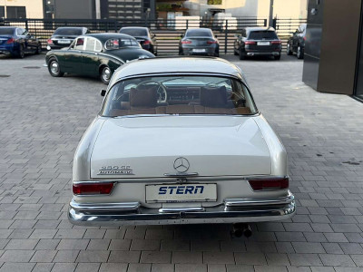Mercedes-Benz 250 SE Oldtimer Mercedes-Benz 250 SE Oldtimer