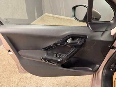 Peugeot 208 Gebrauchtwagen