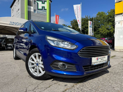 Ford S-MAX Gebrauchtwagen