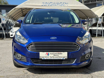 Ford S-MAX Gebrauchtwagen
