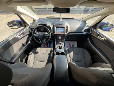 Ford S-MAX Gebrauchtwagen