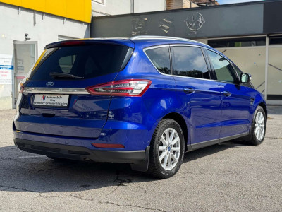 Ford S-MAX Gebrauchtwagen
