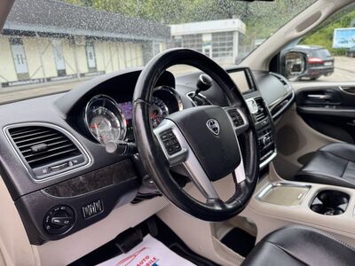 Lancia Voyager Gebrauchtwagen