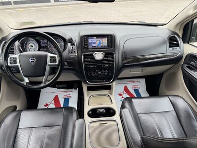 Lancia Voyager Gebrauchtwagen