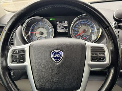 Lancia Voyager Gebrauchtwagen