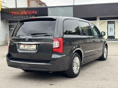 Lancia Voyager Gebrauchtwagen