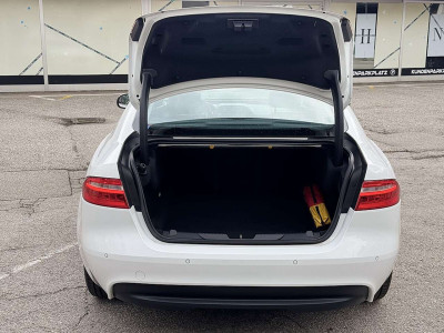 Jaguar XE Gebrauchtwagen