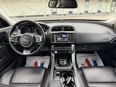 Jaguar XE Gebrauchtwagen