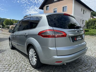 Ford S-MAX Gebrauchtwagen