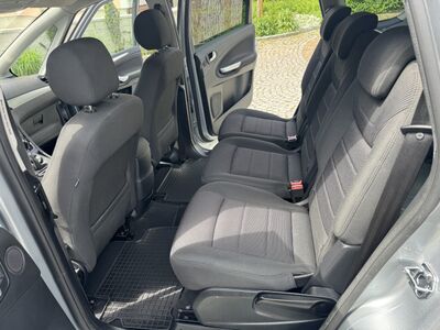 Ford S-MAX Gebrauchtwagen