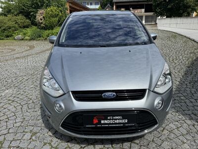 Ford S-MAX Gebrauchtwagen