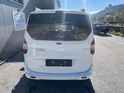 Ford Tourneo Courier Gebrauchtwagen