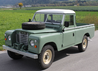 Land Rover Defender Gebrauchtwagen
