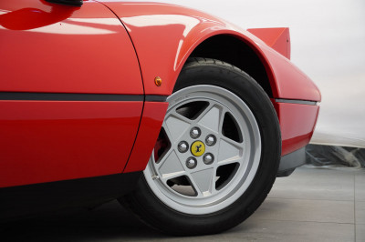 Ferrari 328 GTB/GTS Gebrauchtwagen