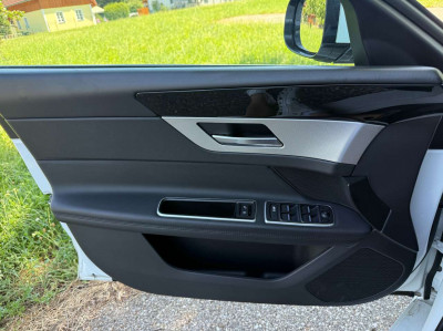 Jaguar XF Gebrauchtwagen