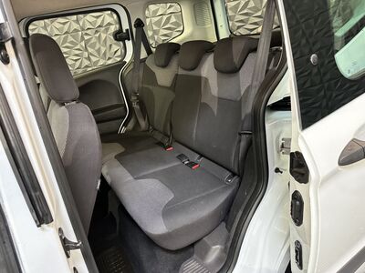 Ford Tourneo Courier Gebrauchtwagen