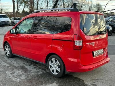 Ford Tourneo Courier Gebrauchtwagen