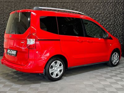 Ford Tourneo Courier Gebrauchtwagen Ford Tourneo Courier Gebrauchtwagen