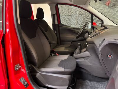 Ford Tourneo Courier Gebrauchtwagen Ford Tourneo Courier Gebrauchtwagen