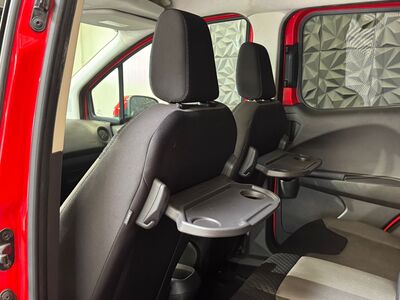 Ford Tourneo Courier Gebrauchtwagen Ford Tourneo Courier Gebrauchtwagen