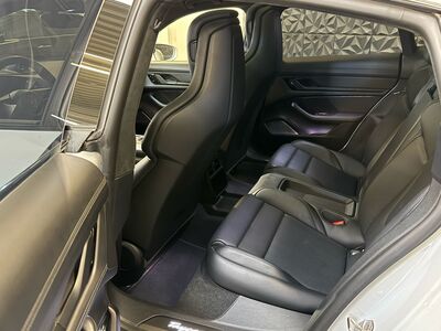 Porsche Taycan Gebrauchtwagen