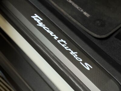 Porsche Taycan Gebrauchtwagen
