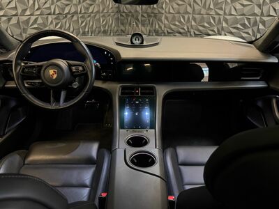 Porsche Taycan Gebrauchtwagen