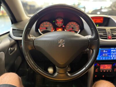 Peugeot 207 Gebrauchtwagen