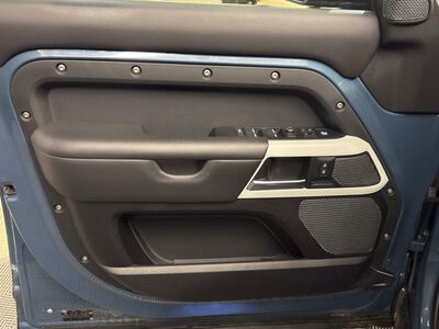 Land Rover Defender Gebrauchtwagen