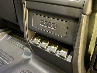 Land Rover Defender Gebrauchtwagen