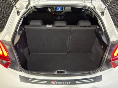 Peugeot 208 Gebrauchtwagen Peugeot 208 Gebrauchtwagen