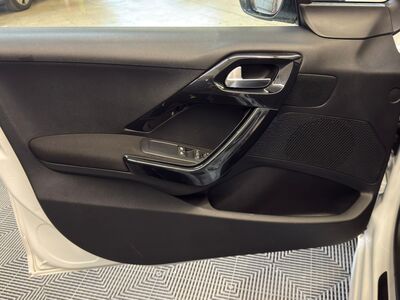 Peugeot 208 Gebrauchtwagen Peugeot 208 Gebrauchtwagen