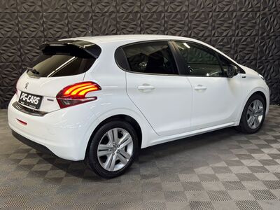 Peugeot 208 Gebrauchtwagen Peugeot 208 Gebrauchtwagen