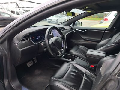 Tesla Model S Gebrauchtwagen