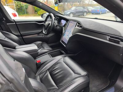Tesla Model S Gebrauchtwagen