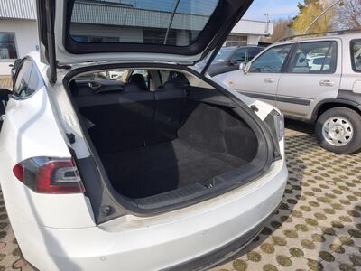Tesla Model S Gebrauchtwagen