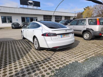 Tesla Model S Gebrauchtwagen