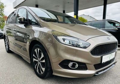 Ford S-MAX Gebrauchtwagen