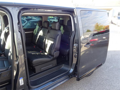 Peugeot Traveller Vorführwagen