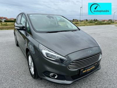 Ford S-MAX Gebrauchtwagen