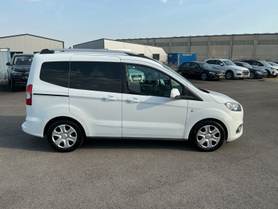 Ford Tourneo Courier Gebrauchtwagen