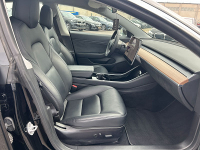 Tesla Model 3 Gebrauchtwagen