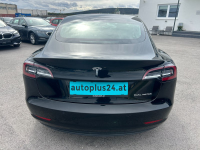 Tesla Model 3 Gebrauchtwagen