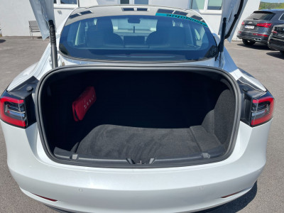 Tesla Model 3 Gebrauchtwagen
