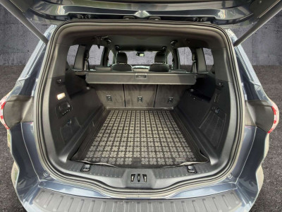 Ford S-MAX Gebrauchtwagen