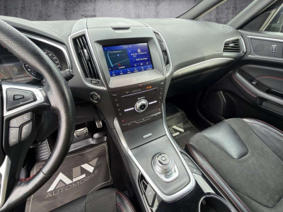 Ford S-MAX Gebrauchtwagen