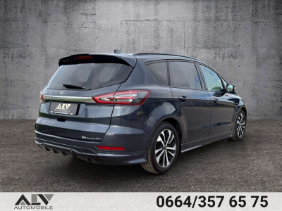 Ford S-MAX Gebrauchtwagen