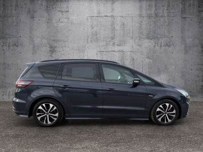 Ford S-MAX Gebrauchtwagen